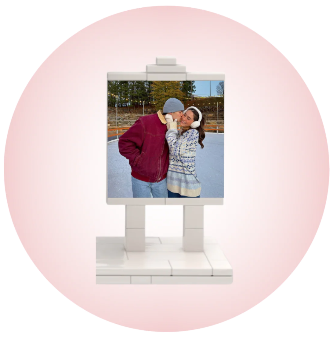 Free Easel With Photo